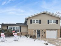 15201 GEOFFREY Road, Oak Forest, IL 60452 primary photo