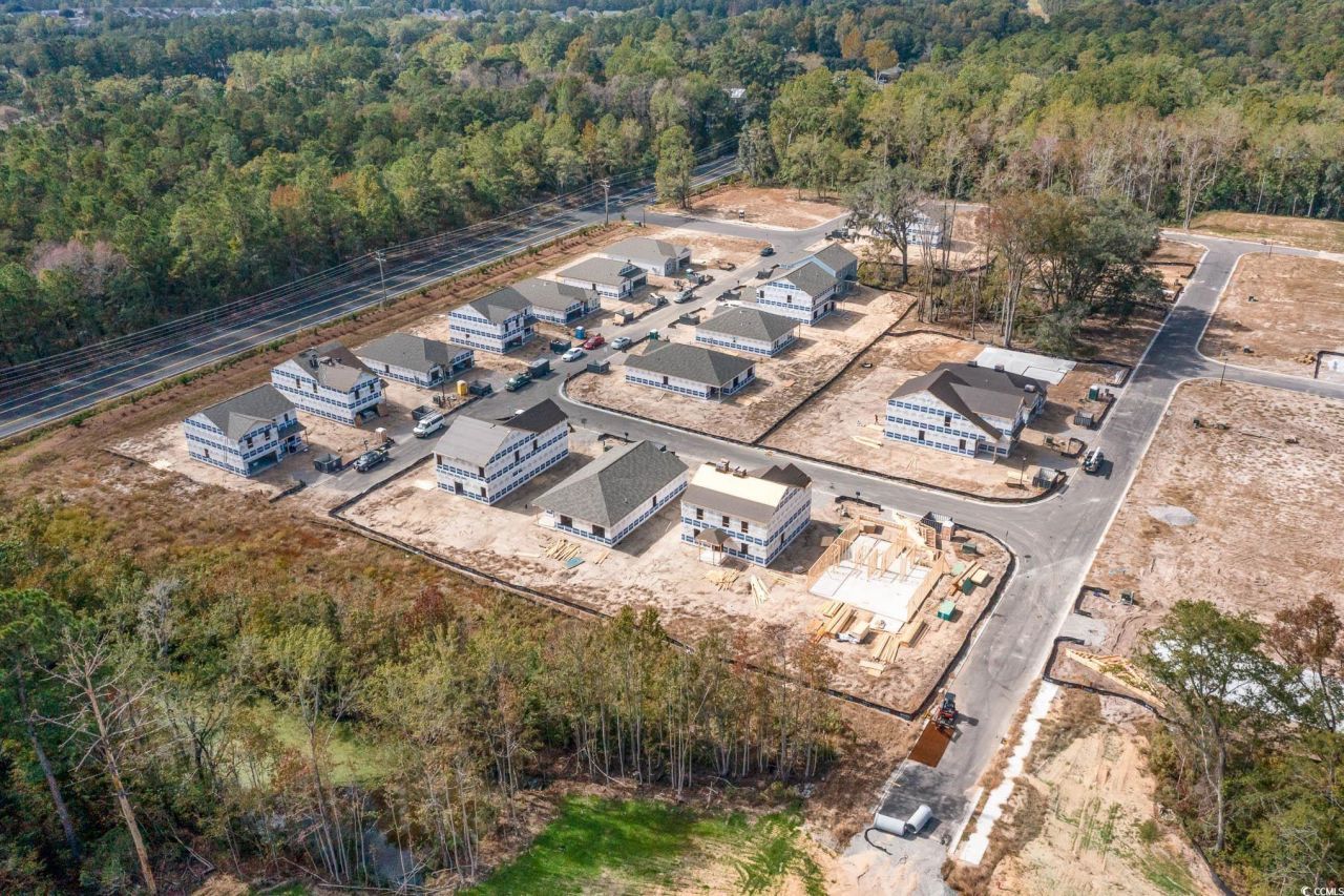 250 Konik St. Photo 18