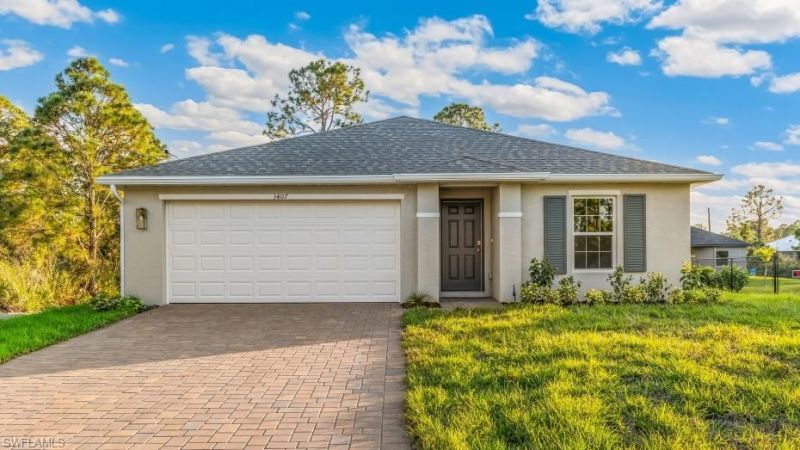 6002 Pecan Cir, Labelle, FL 33935 Main Photo