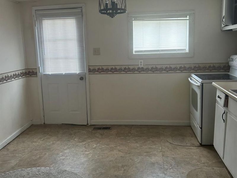 122 Kennedy Boulevard, Leesburg, OH 45135 Photo 3