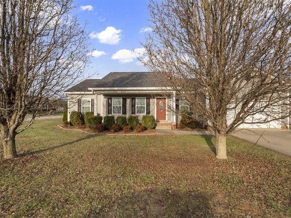3003 Tomahawk Court, Bowling Green, KY 42101