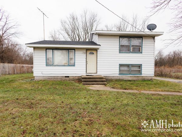 12878 E 2310s Road, Pembroke Twp, IL 60958