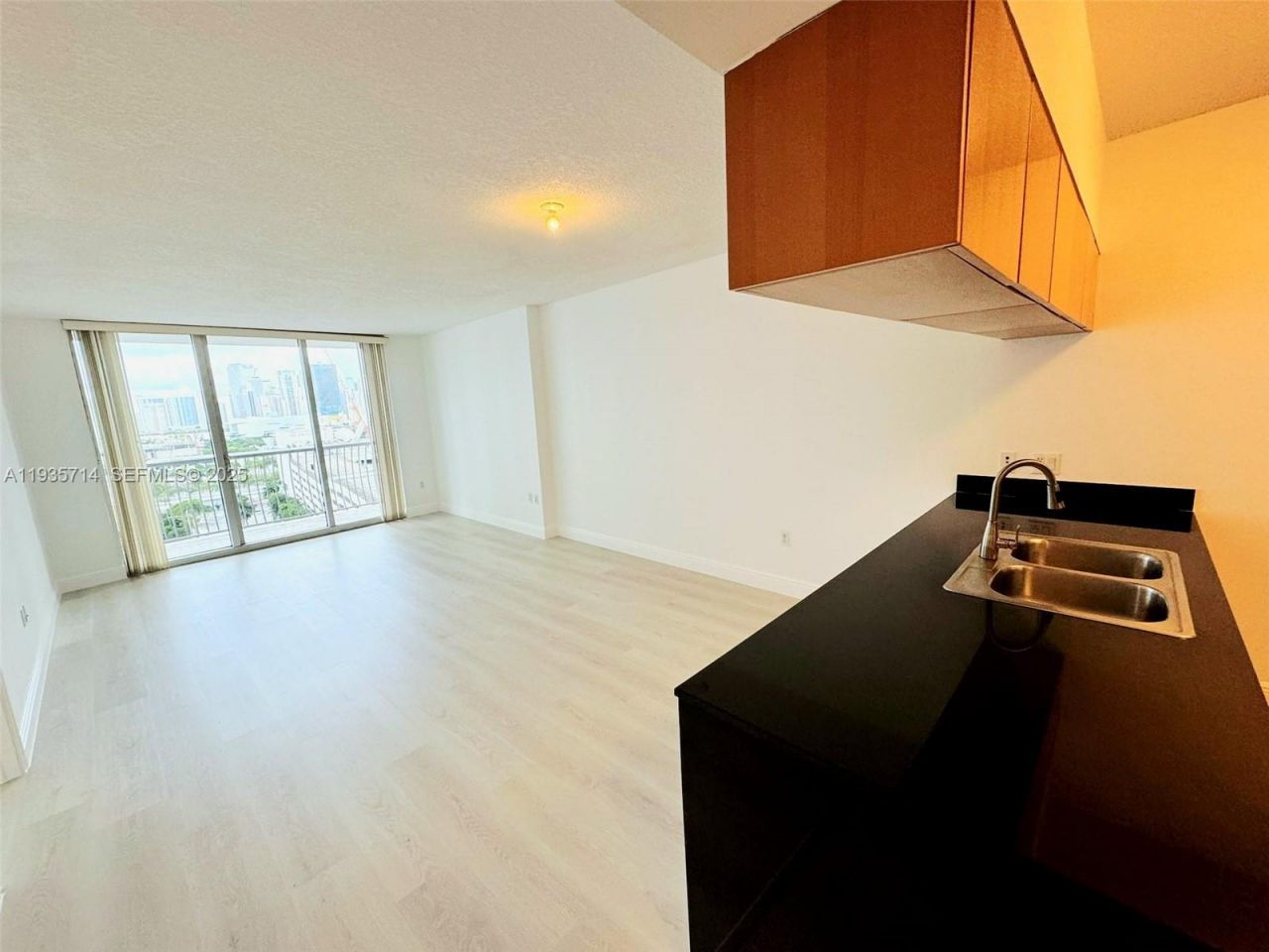 1750 N Bayshore Dr, Unit 1606, Miami, FL 33132 Photo