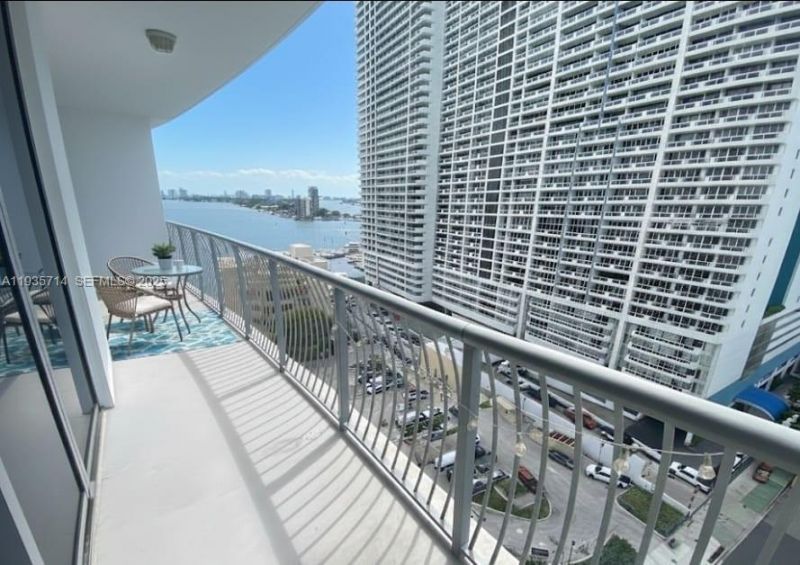 1750 N Bayshore Dr, Unit 1606, Miami, FL 33132 Photo