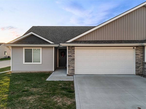 800 Juniper Street NW, Bondurant, IA 50035