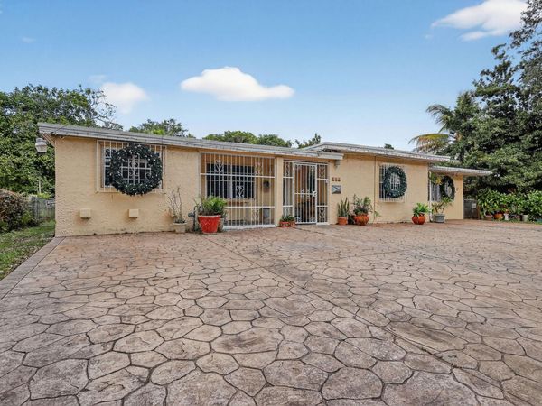 641 NE 140th Street, North Miami, FL 33161