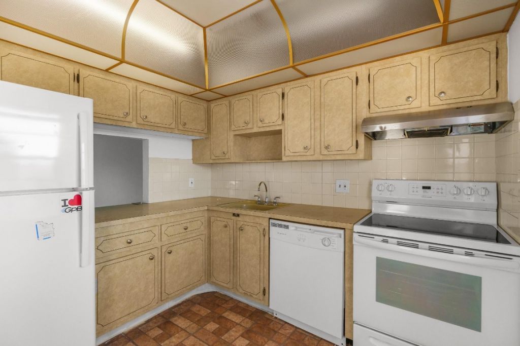 1010 Country Club Drive, Unit 306, Margate, FL 33063 Photo