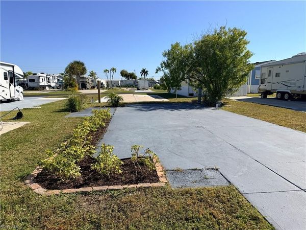 19681 Summerlin #179 RD, FORT MYERS, FL 33908