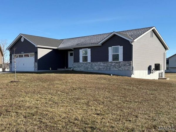 600 Split Rail Court, Wright City, MO 63390