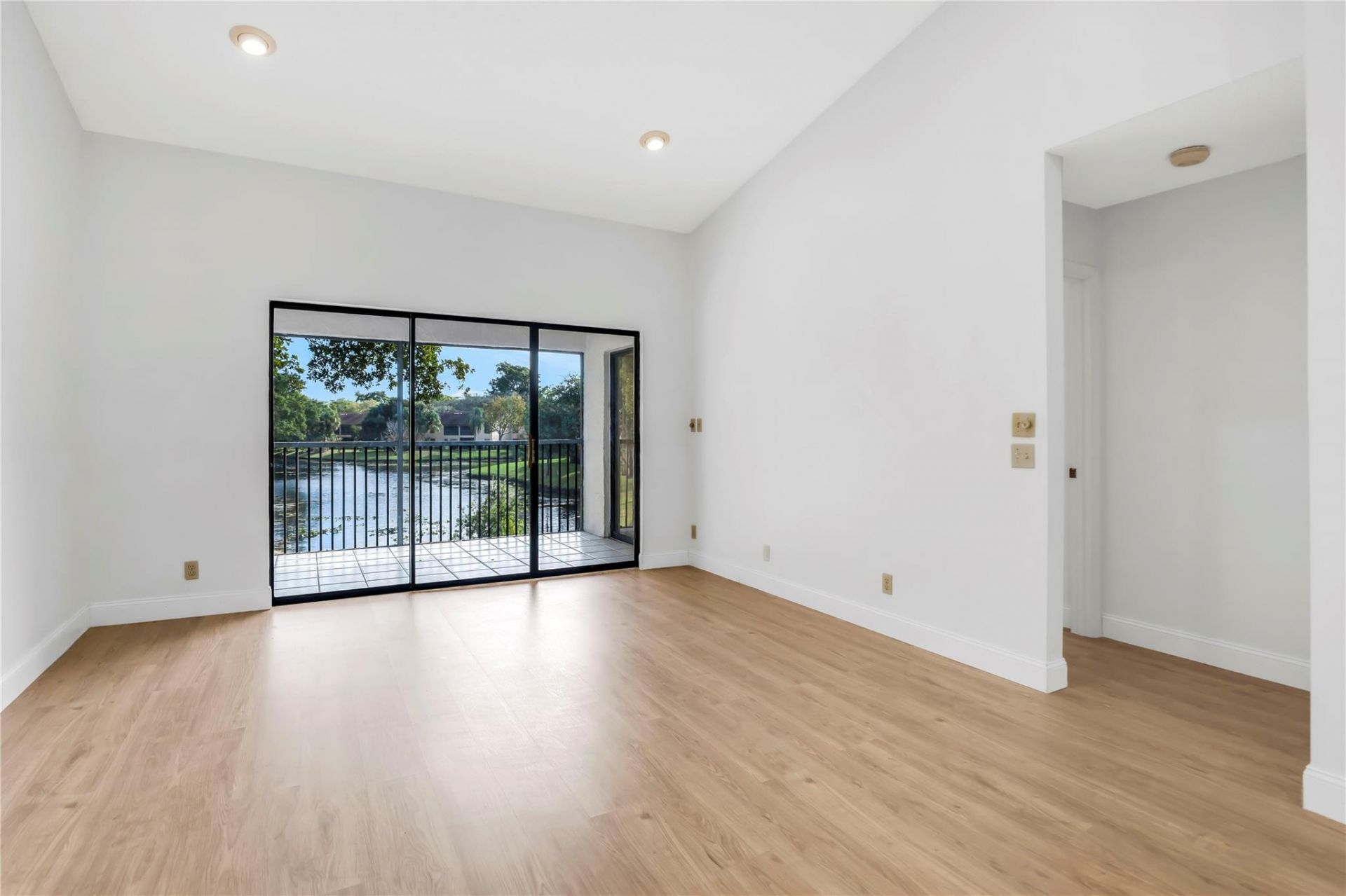 3211 Carambola Circle S, Coconut Creek, FL 33066 Photo