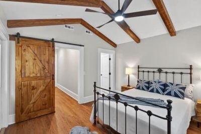 136 Maple Street Photo 13