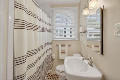 136 Maple Street Photo 24