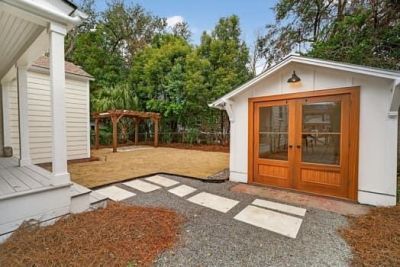 136 Maple Street Photo 29