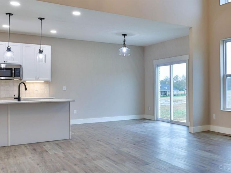 3704 Silax Drive, Ross Twp, OH 45013 Photo 9