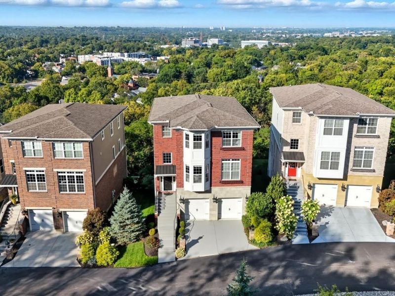 5349 Grand Vista Court, Cincinnati, OH 45227 Photo 3