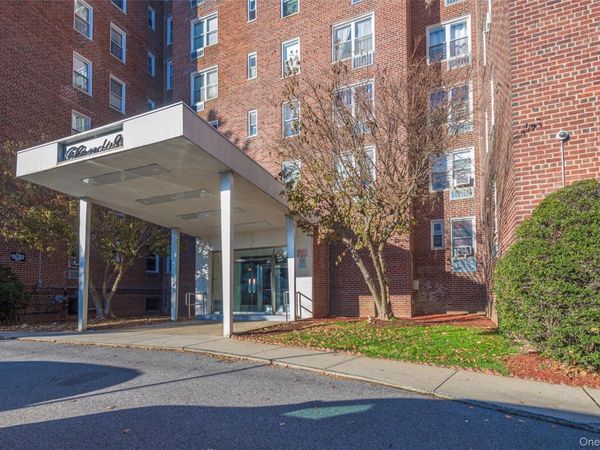 125 Bronx River Road, Unit 2E, Yonkers, NY 10704