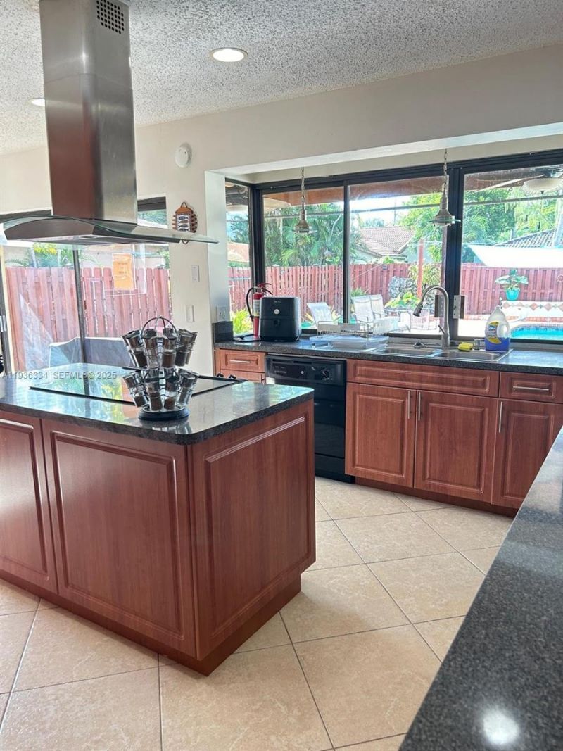 9248 Shadow Wood Blvd, Unit 9248, Coral Springs, FL 33071 Photo