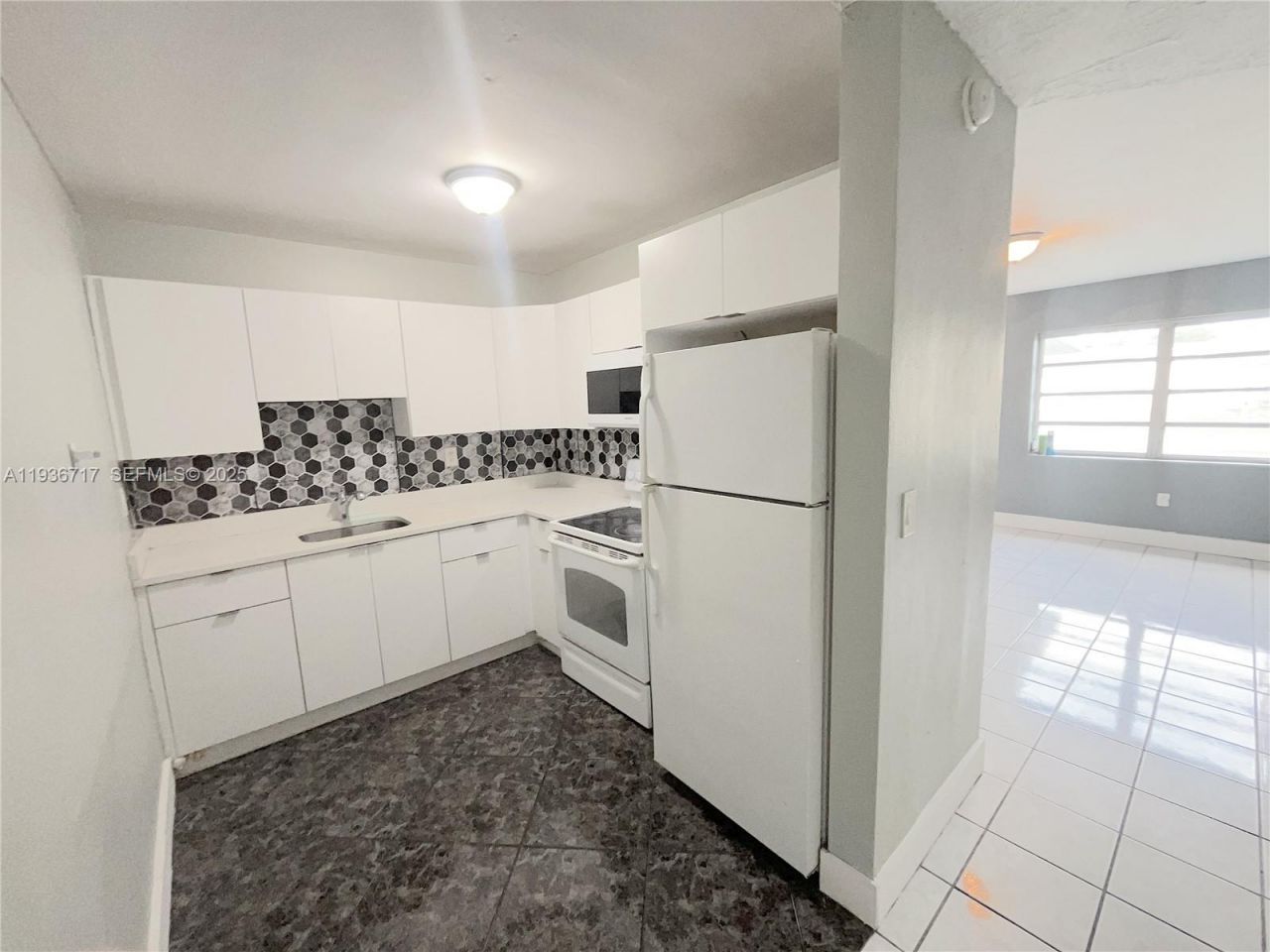 20500 NW 28th Ave. , Unit A, Miami, FL 33056 Photo