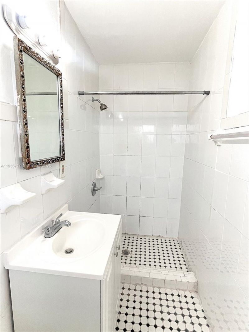 20500 NW 28th Ave. , Unit A, Miami, FL 33056 Photo