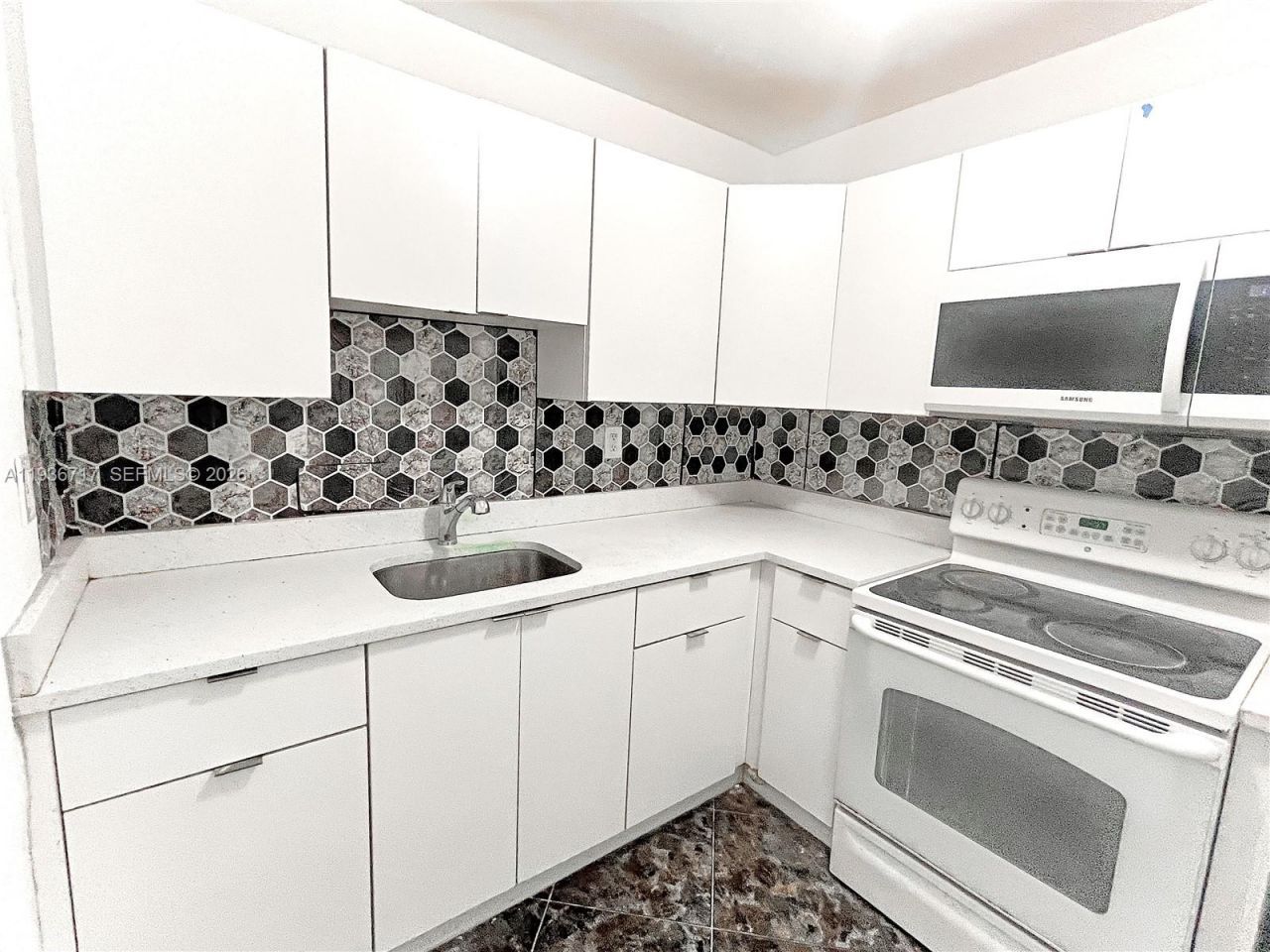 20500 NW 28th Ave. , Unit A, Miami, FL 33056 Photo