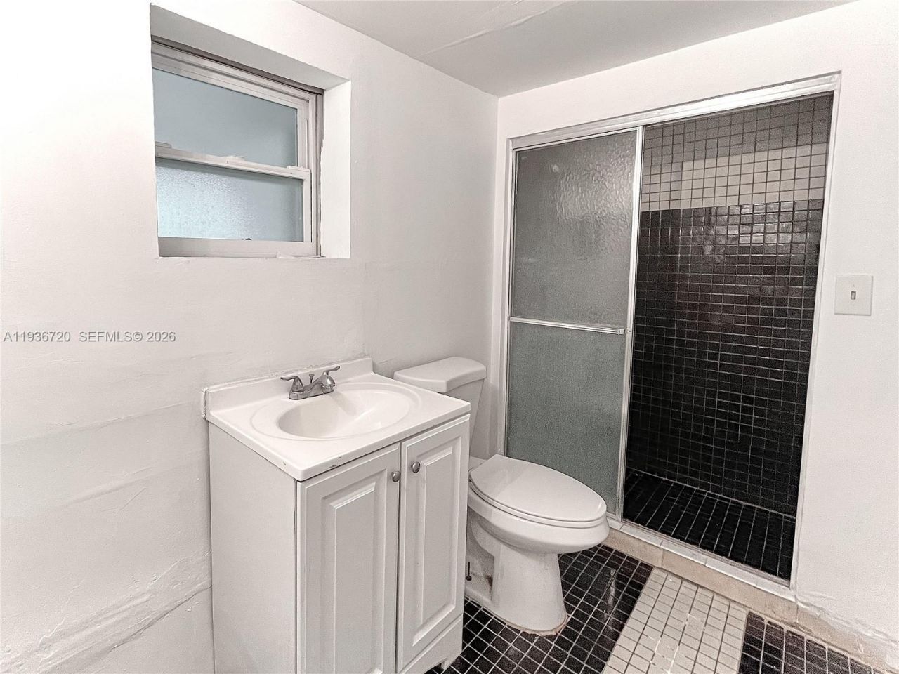 20500 NW 28th Ave. , Unit B, Miami, FL 33056 Photo