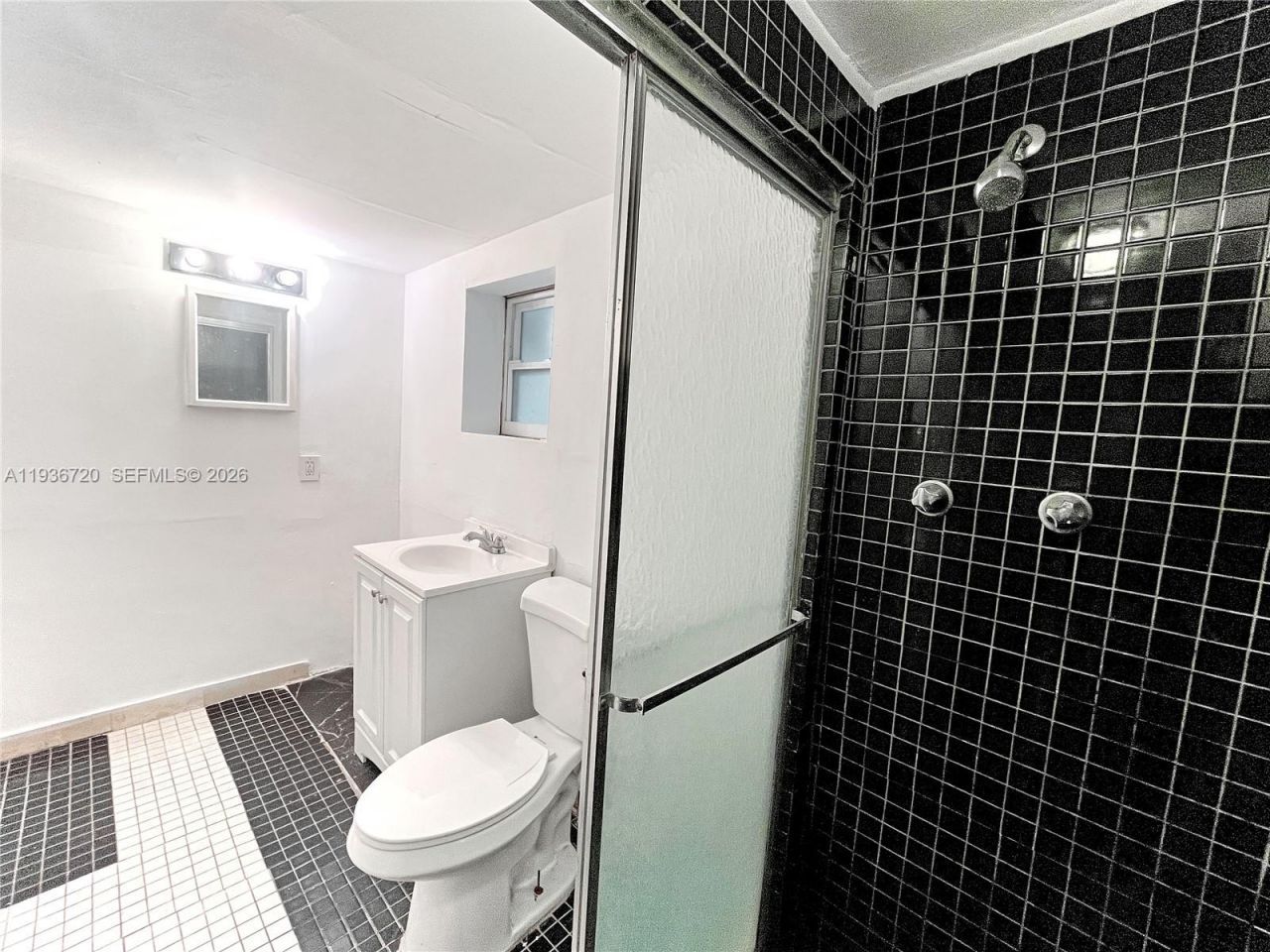 20500 NW 28th Ave. , Unit B, Miami, FL 33056 Photo