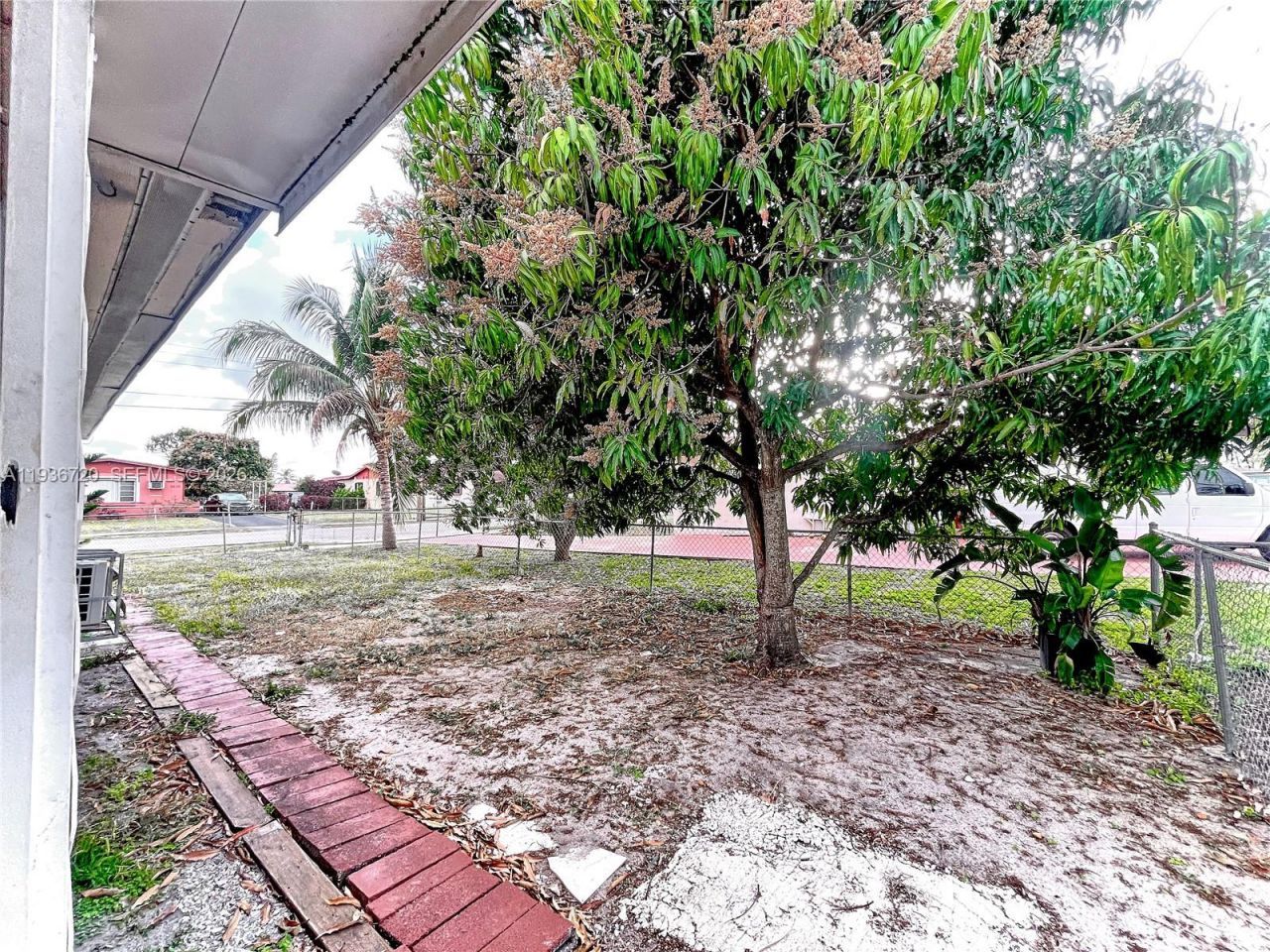 20500 NW 28th Ave. , Unit B, Miami, FL 33056 Photo