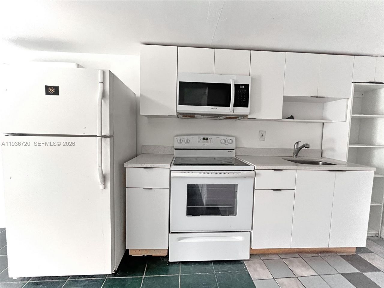 20500 NW 28th Ave. , Unit B, Miami, FL 33056 Photo