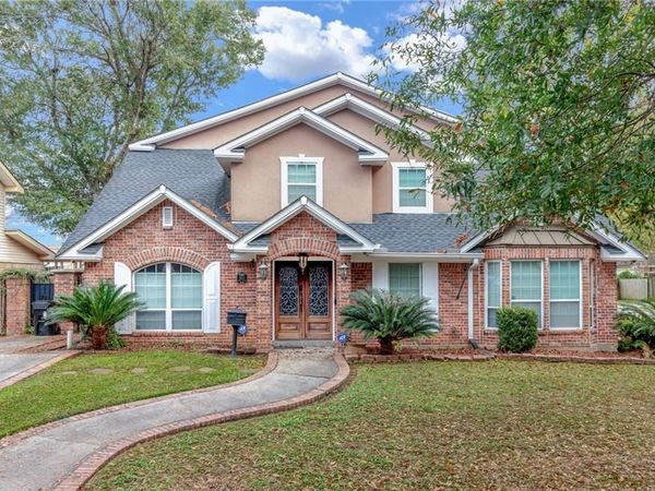 2670 CUPID Street, New Orleans, LA 70131