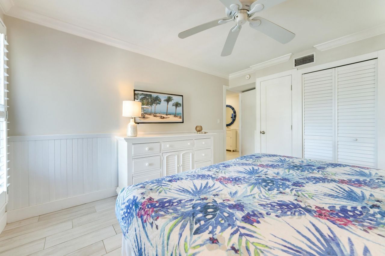 2004 Gulf Beach Villas, Unit 2004, Captiva, FL 33924 Photo