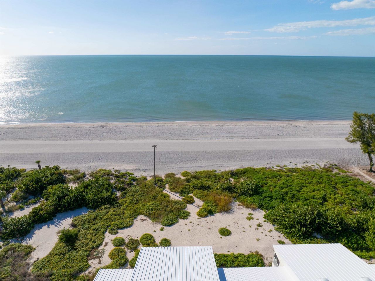 2004 Gulf Beach Villas, Unit 2004, Captiva, FL 33924 Photo