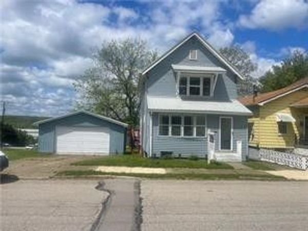 506 Spearman, Farrell, PA 16121