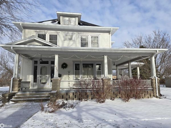 407 E Dubuque Street, Webster City, IA 50595