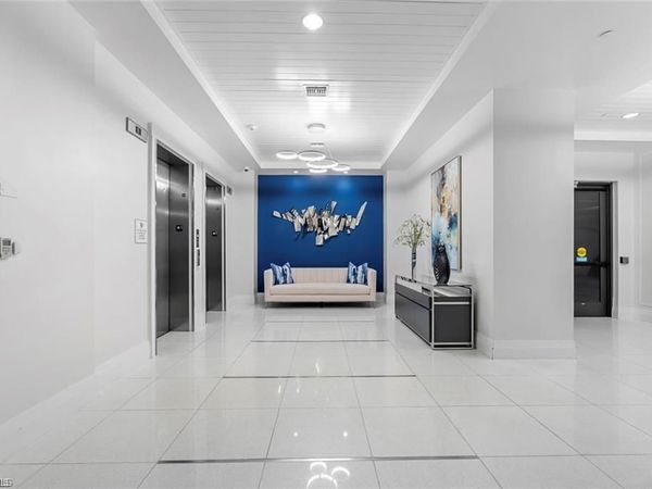 1030 3rd AVE S, Unit 315, NAPLES, FL 34102