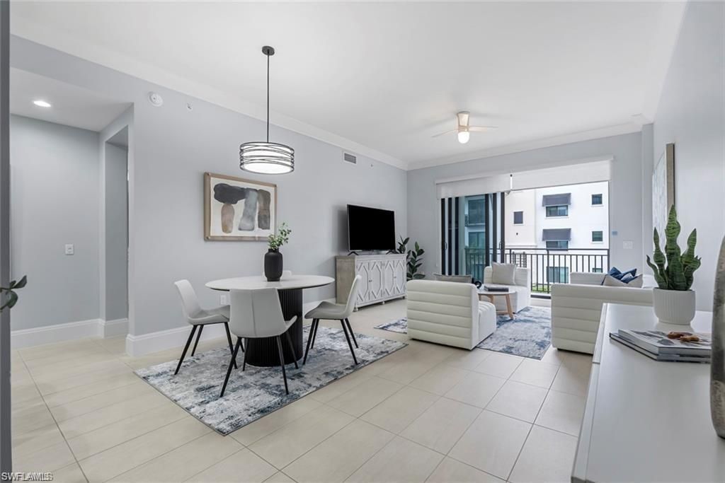 1030 3rd Ave S, Unit 315, Naples, FL 34102 Photo