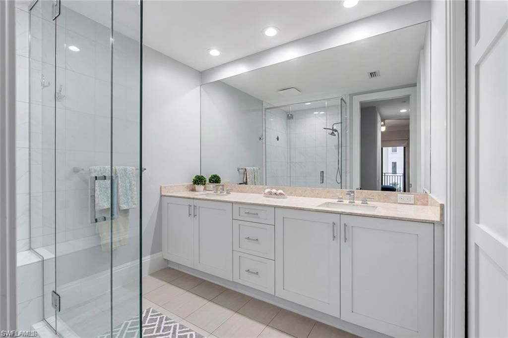 1030 3rd Ave S, Unit 315, Naples, FL 34102 Photo