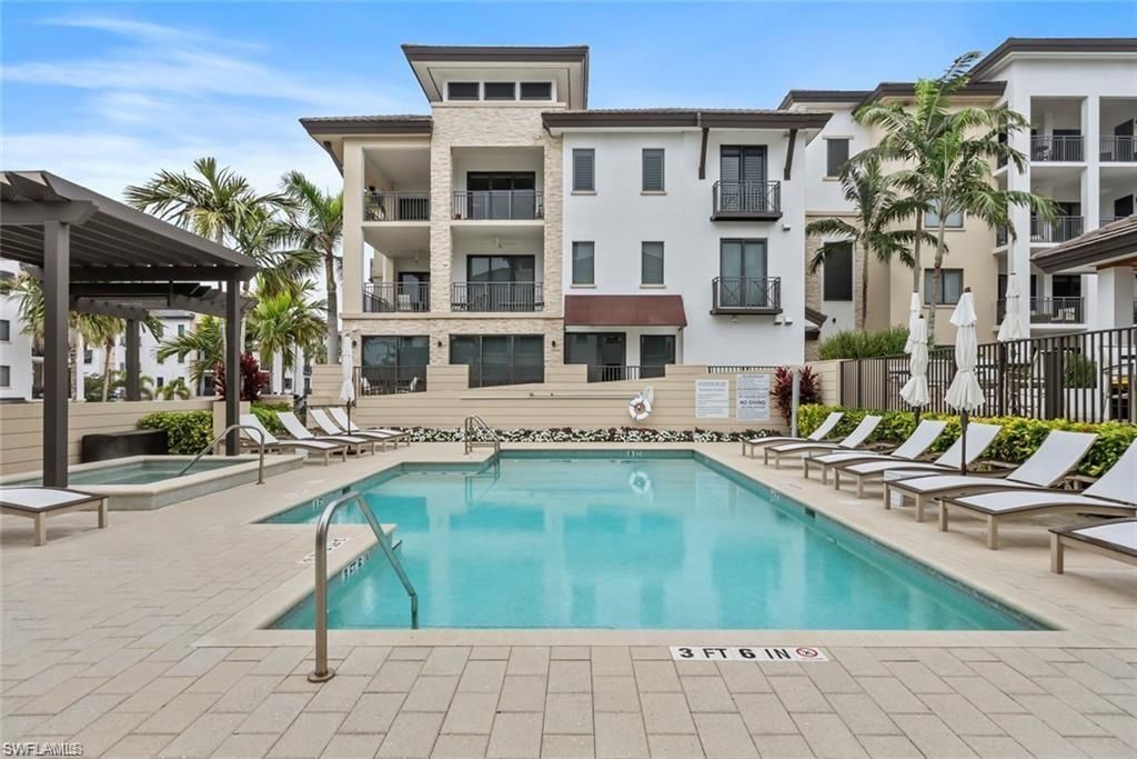 1030 3rd Ave S, Unit 315, Naples, FL 34102 Photo