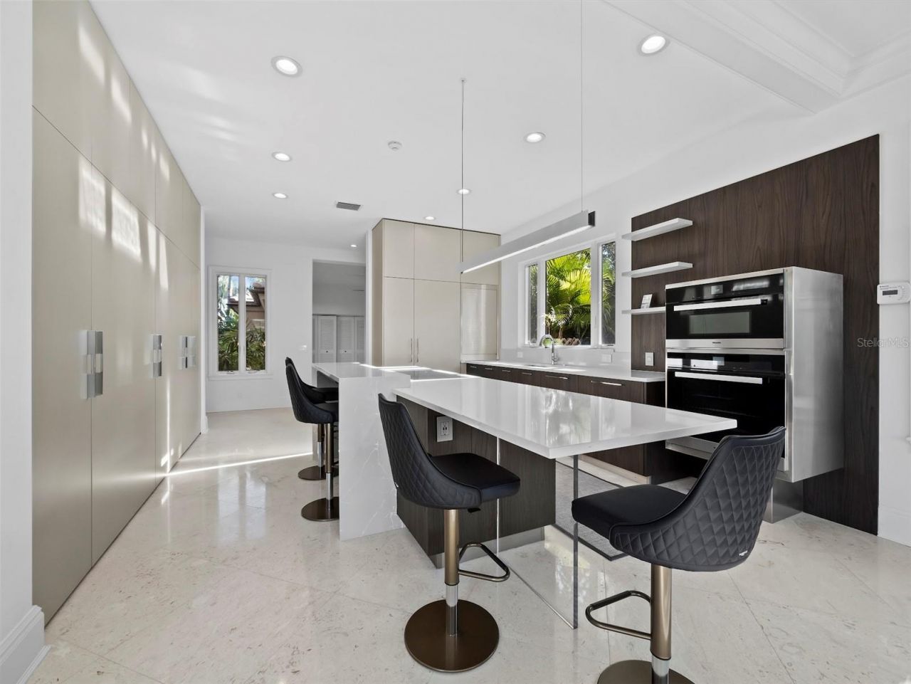 65 Lighthouse Point Drive, Longboat Key, FL 34228 Photo