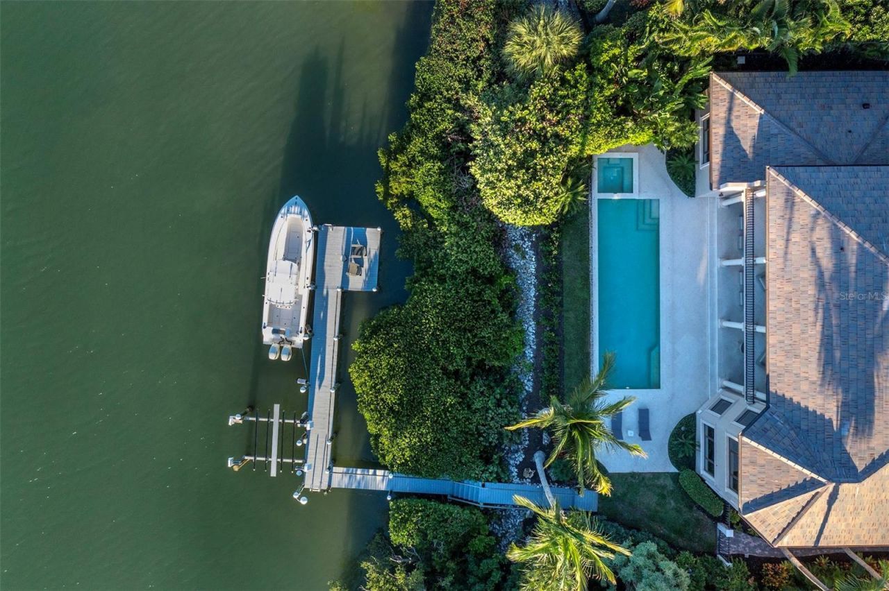 65 Lighthouse Point Drive, Longboat Key, FL 34228 Photo