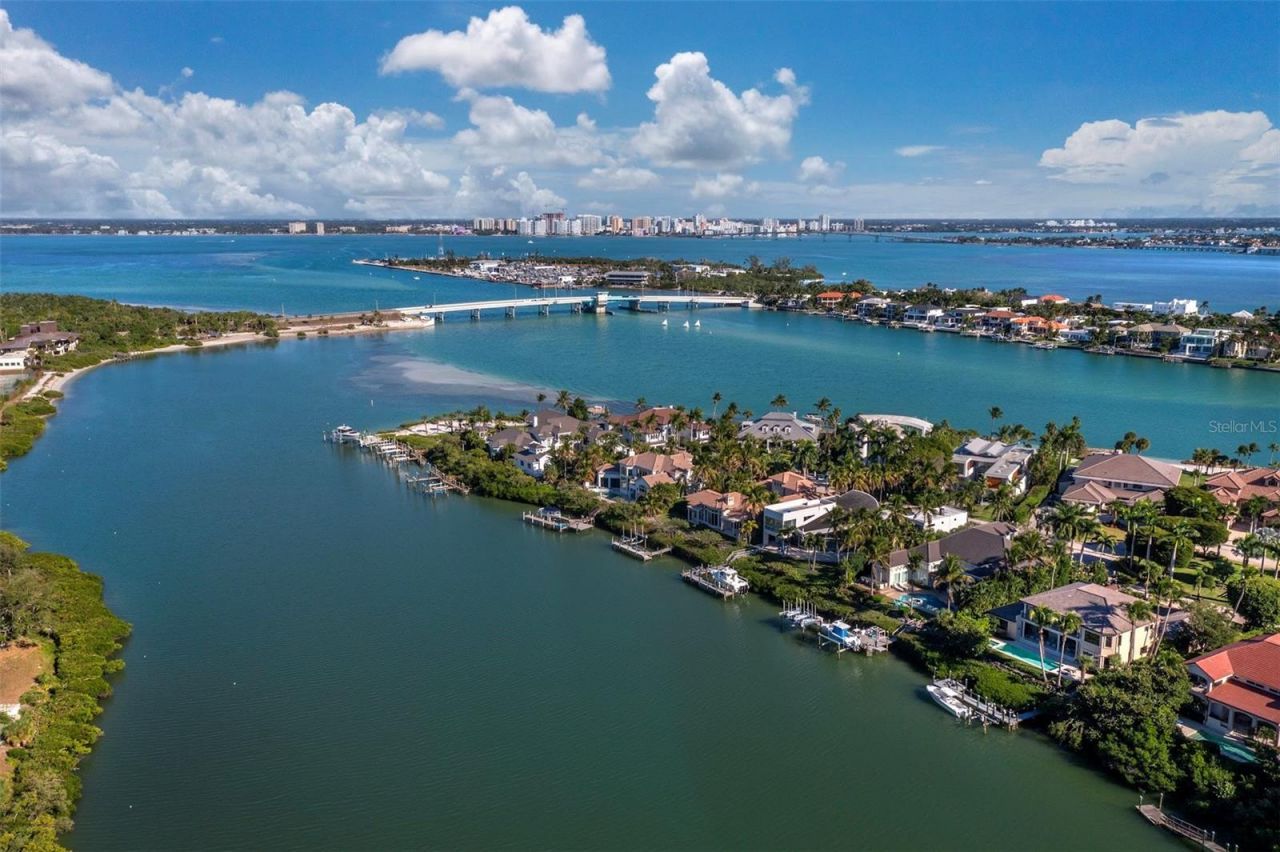 65 Lighthouse Point Drive, Longboat Key, FL 34228 Photo