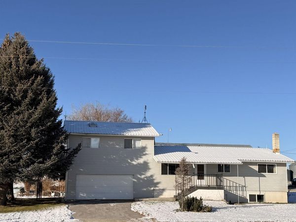 487 HWY 34, Grace, ID 83241