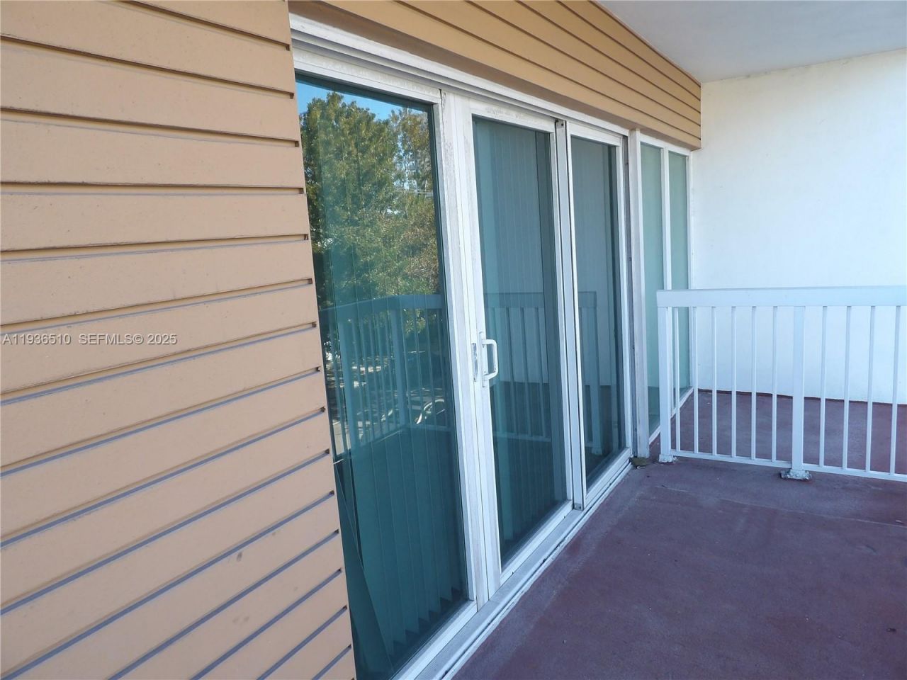 2740 SW 28th Ter, Unit 301, Miami, FL 33133 Photo