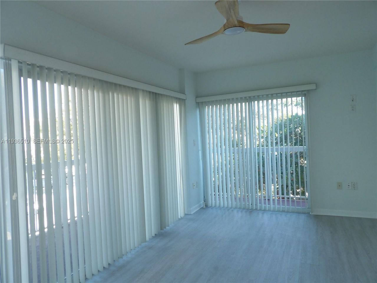 2740 SW 28th Ter, Unit 301, Miami, FL 33133 Photo