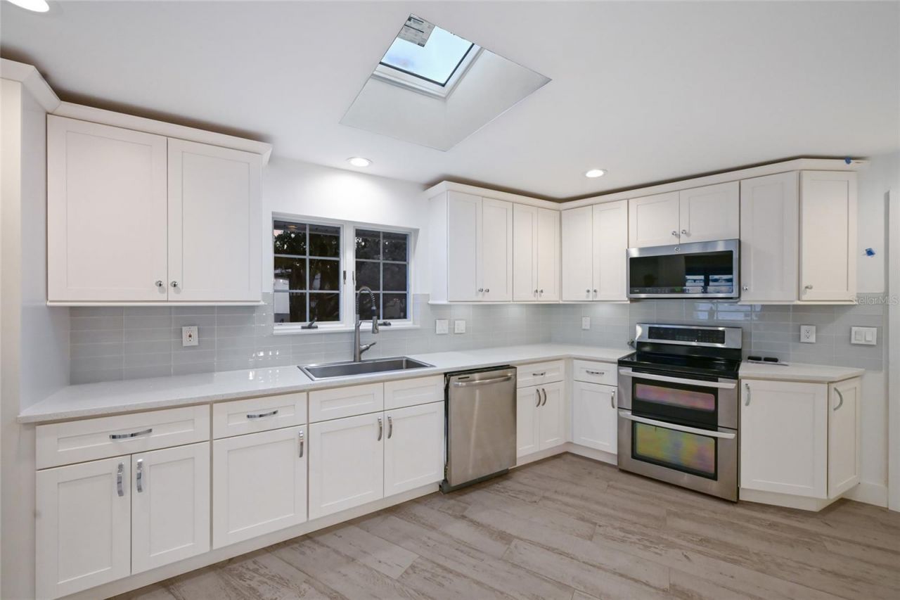 843 Norsota Way, Sarasota, FL 34242 Photo