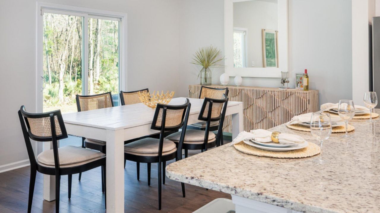 377 Tiliwa Street Photo 7