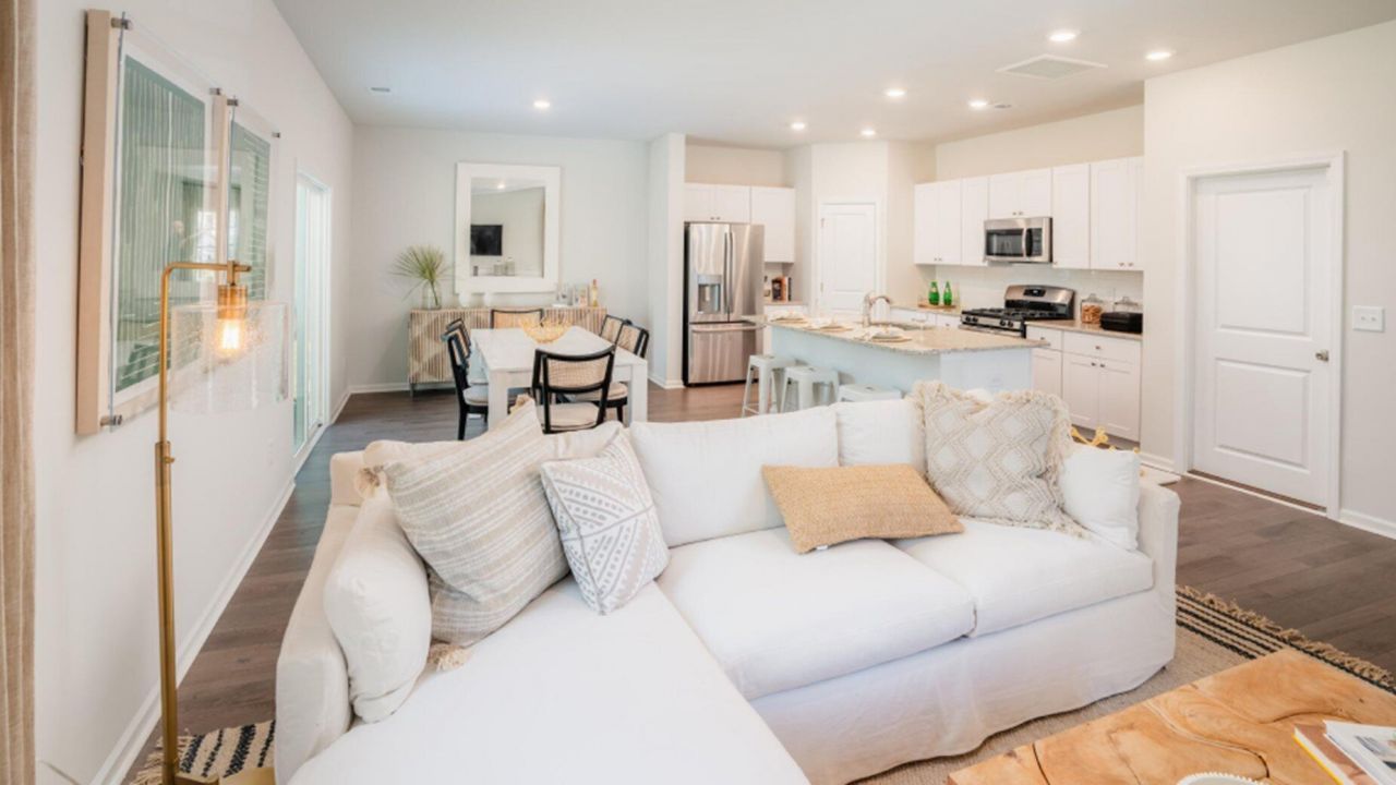 377 Tiliwa Street Photo 8