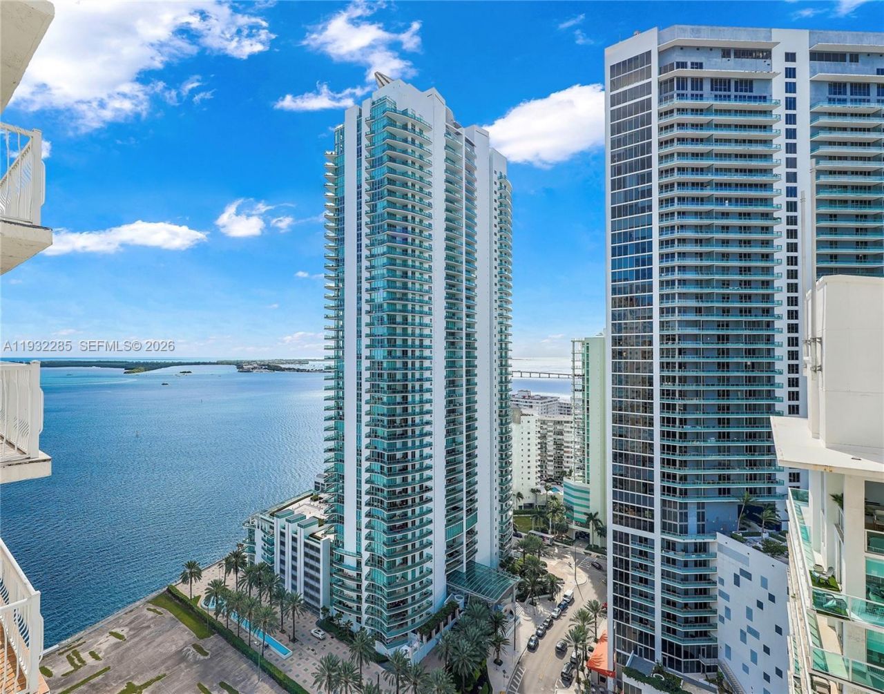 1200 Brickell Bay Dr, Unit 2903, Miami, FL 33131 Photo