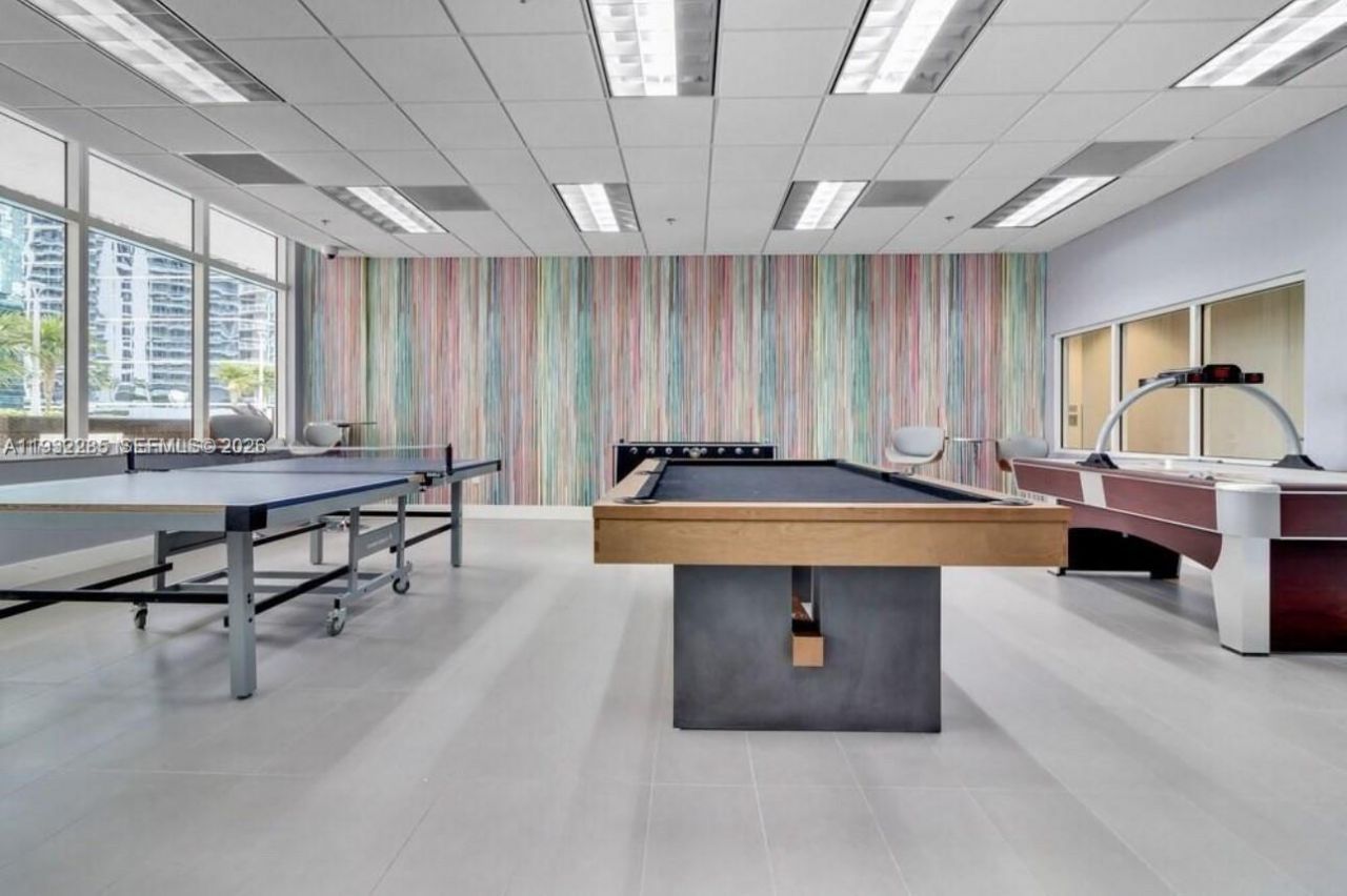 1200 Brickell Bay Dr, Unit 2903, Miami, FL 33131 Photo