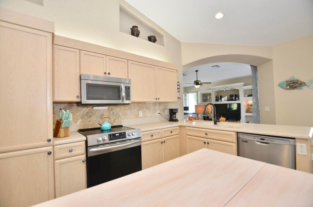 741 SW Jaslo Avenue, Port Saint Lucie, FL 34953 Photo