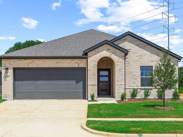 3204 Royal Forest Drive, Denton, TX 76208